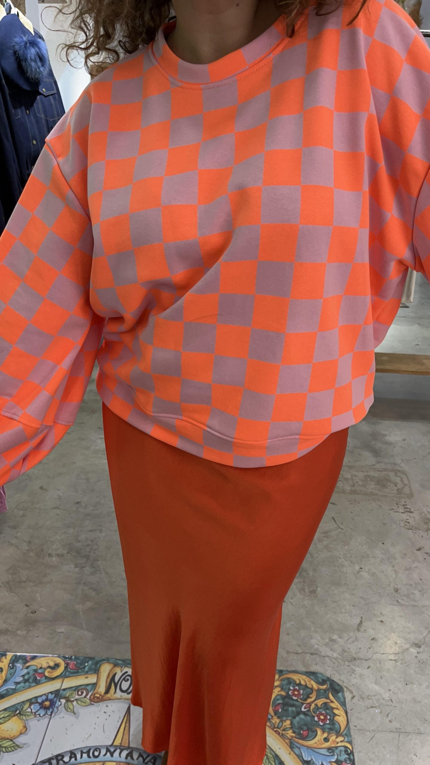 img_5618 sudadera fluor de rayas